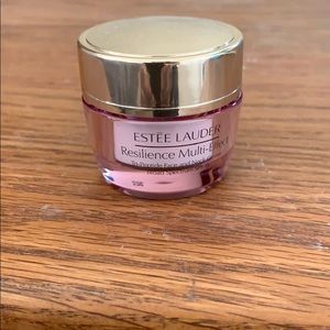 Estée Lauder SPF 15 Resilience Face and Neck cream